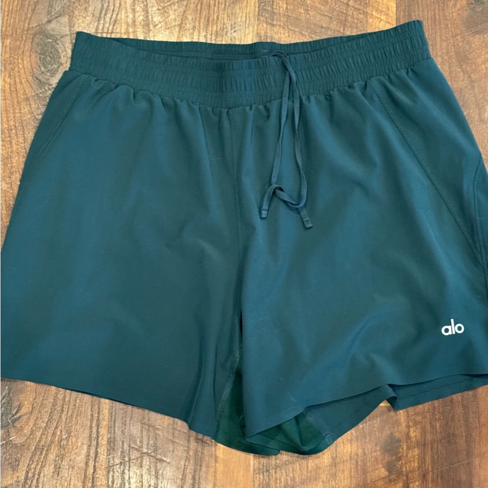 Mens Alo Shorts Running Lined Shorts size Large